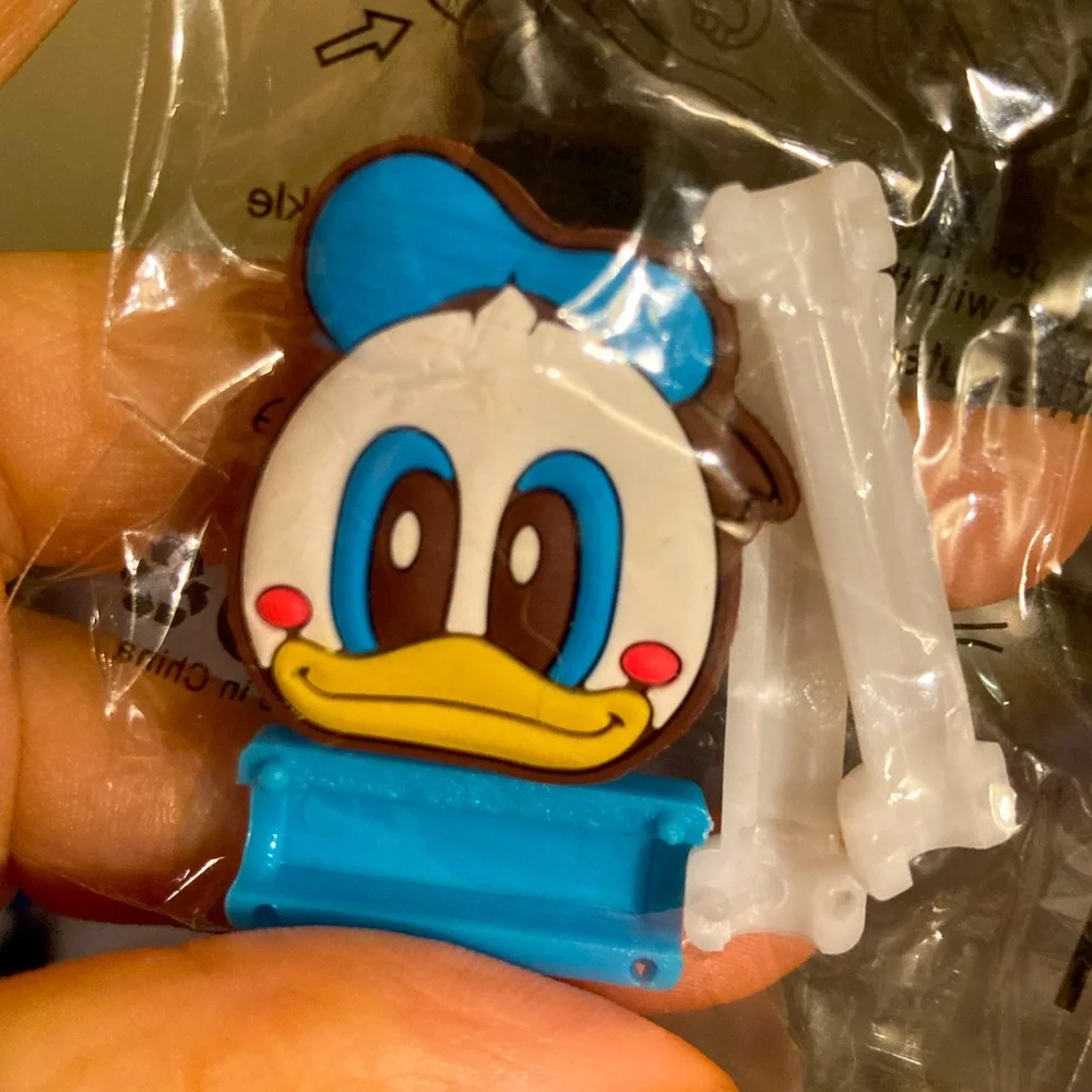 Donald Duck Phone Charger Protector
